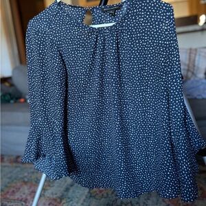 Banana Republic Bell Sleeve Blouse – Navy Print – Size Small